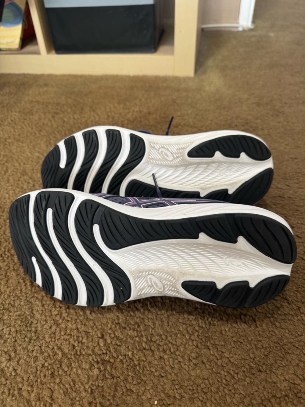 Womens 10 W ASICS Gel Contend 9 - Picture 5 of 5